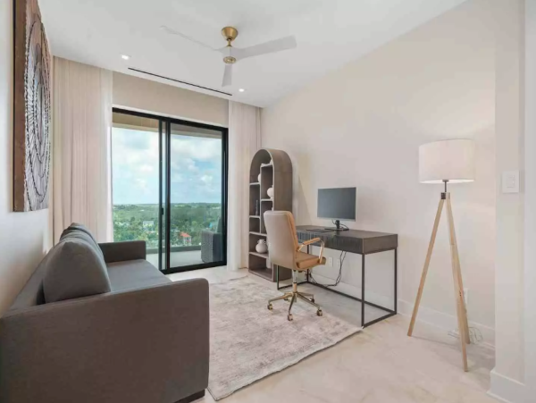 Luxury Beachfront Retreat in Nassau - Exclusive Vacation Rental